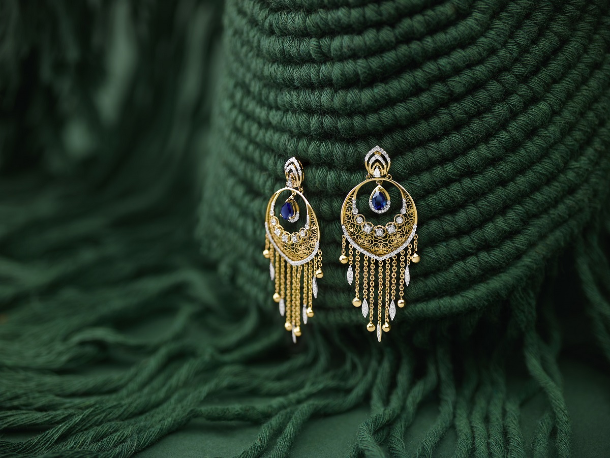 Reliance Jewels Creates 14th Anniversary Collection 'Aabhar' Inspired By Tarkashi Work
