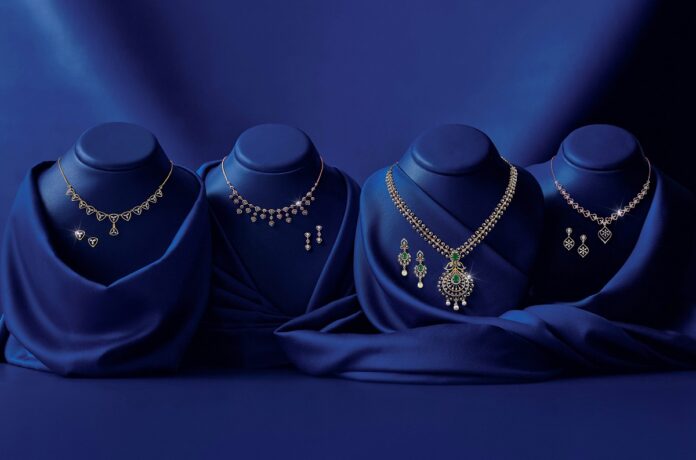 Reliance Jewels Diamond Necklace Set